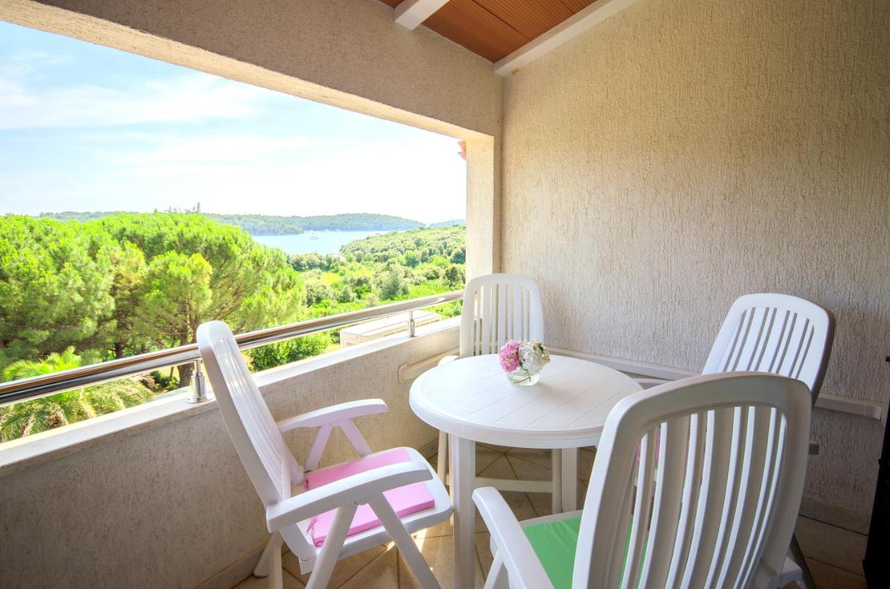 Apartment Ivis Vinkuran Esterno foto