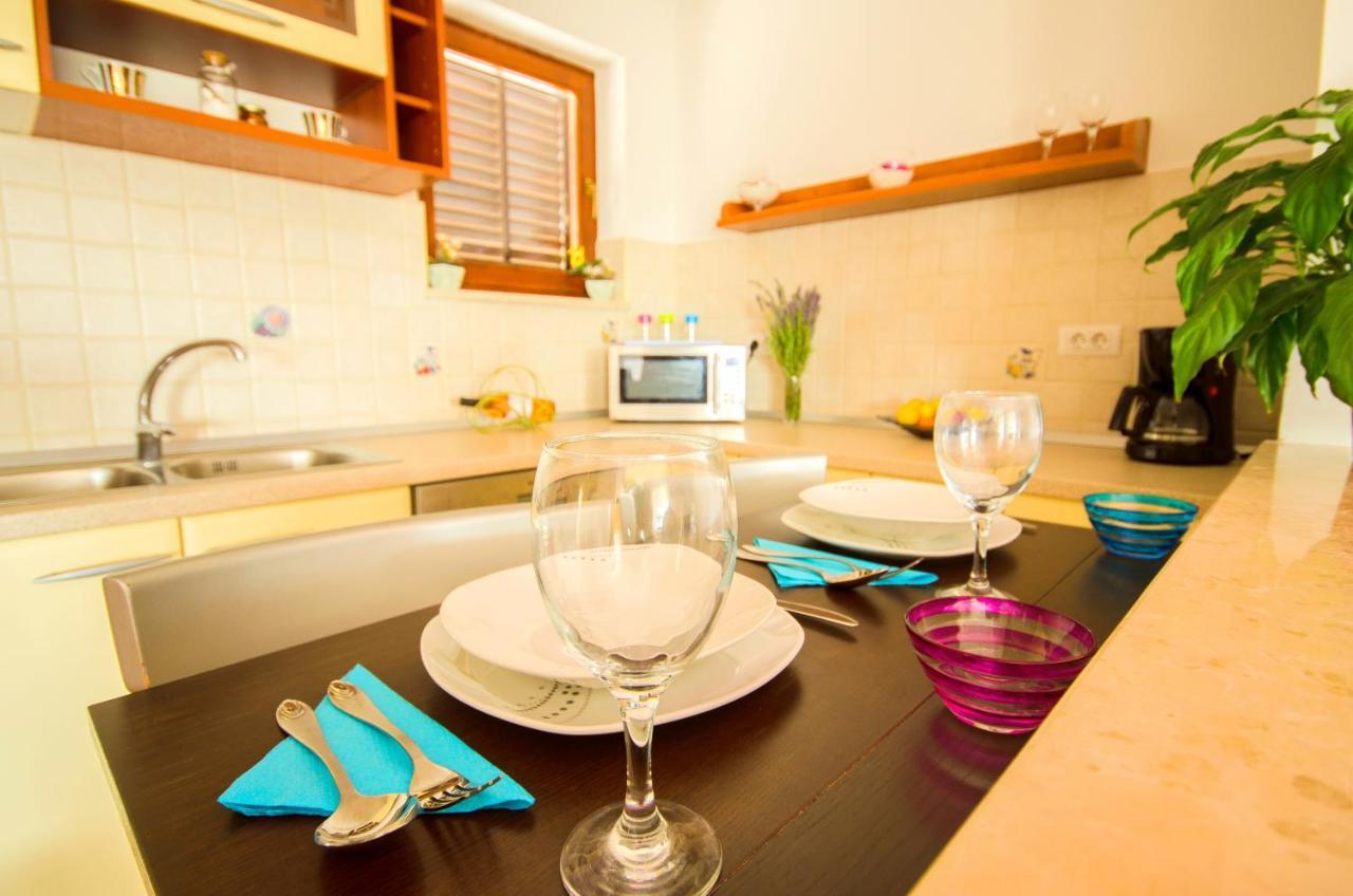 Apartment Ivis Vinkuran Esterno foto